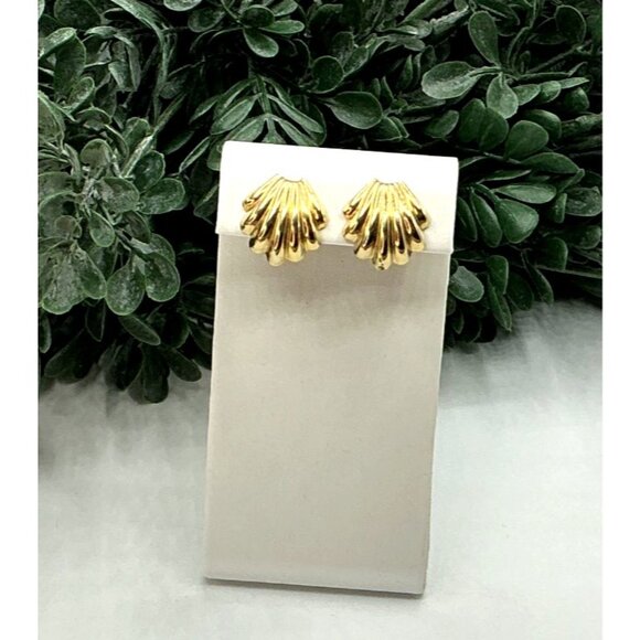 Gold Tone Shell Clip-On Earrings - Picture 5 of 7